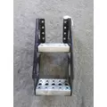 FREIGHTLINER CASCADIA 126 FRAME STEP thumbnail 3