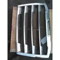 FREIGHTLINER CASCADIA 126 GRILLE thumbnail 1