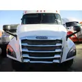 FREIGHTLINER CASCADIA 126 HOOD thumbnail 1