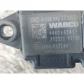 FREIGHTLINER CASCADIA 126 POWERNET DISTRIBUTION BOX (PNDB) thumbnail 2