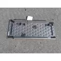 FREIGHTLINER CASCADIA 126 STEP, DECK (CATWALK) thumbnail 2