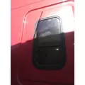 FREIGHTLINER CASCADIA 132 GLASS, SLEEPER thumbnail 1