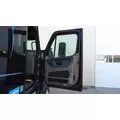 FREIGHTLINER CASCADIA 2008-2018 DOOR ASSEMBLY, FRONT thumbnail 2