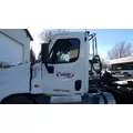 FREIGHTLINER CASCADIA 2008-2018 DOOR ASSEMBLY, FRONT thumbnail 1