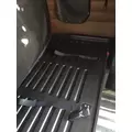FREIGHTLINER CASCADIA Box  Bed thumbnail 2