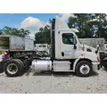 FREIGHTLINER CASCADIA CAB CLIP thumbnail 6