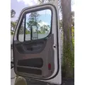 FREIGHTLINER CASCADIA CAB CLIP thumbnail 14