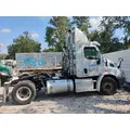 FREIGHTLINER CASCADIA CAB CLIP thumbnail 5