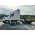 FREIGHTLINER CASCADIA Complete Vehicle thumbnail 2