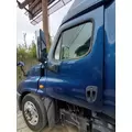 FREIGHTLINER CASCADIA Door Assembly, Front thumbnail 2