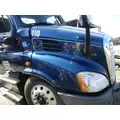 FREIGHTLINER CASCADIA Hood thumbnail 3