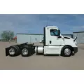 FREIGHTLINER CASCADIA Used Trucks thumbnail 4