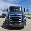 FREIGHTLINER CASCADIA Used Trucks thumbnail 2