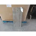 FREIGHTLINER COLUMBIA 112 DECK (CATWALK) STEP thumbnail 1