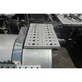 FREIGHTLINER COLUMBIA 112 STEP thumbnail 1
