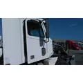 FREIGHTLINER COLUMBIA 120 2001-2011 DOOR ASSEMBLY, FRONT thumbnail 1