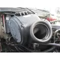 FREIGHTLINER COLUMBIA 120 AIR CLEANER thumbnail 1