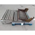 FREIGHTLINER COLUMBIA 120 BATTERY BOX thumbnail 11