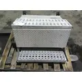 FREIGHTLINER COLUMBIA 120 BATTERY BOX thumbnail 2