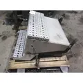 FREIGHTLINER COLUMBIA 120 BATTERY BOX thumbnail 3