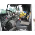 FREIGHTLINER COLUMBIA 120 CAB thumbnail 4