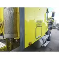 FREIGHTLINER COLUMBIA 120 CAB thumbnail 3