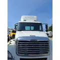 FREIGHTLINER COLUMBIA 120 CAB thumbnail 3