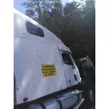 FREIGHTLINER COLUMBIA 120 CAB thumbnail 4