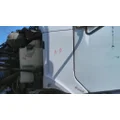 FREIGHTLINER COLUMBIA 120 COWL thumbnail 2