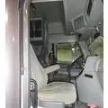 FREIGHTLINER COLUMBIA 120 Cab thumbnail 6