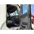 FREIGHTLINER COLUMBIA 120 Cab thumbnail 8