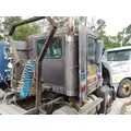 FREIGHTLINER COLUMBIA 120 Cab thumbnail 3