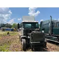 FREIGHTLINER COLUMBIA 120 Complete Vehicle thumbnail 2
