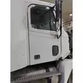 FREIGHTLINER COLUMBIA 120 DOOR ASSEMBLY, FRONT thumbnail 1