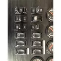 FREIGHTLINER COLUMBIA 120 Dash Panel thumbnail 3