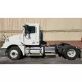 FREIGHTLINER COLUMBIA 120 Vehicle For Sale thumbnail 3