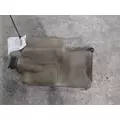 FREIGHTLINER COLUMBIA 120 WINDSHIELD WASHER RESERVOIR thumbnail 2