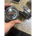 FREIGHTLINER COLUMBIA Gauges (all) thumbnail 2
