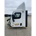 FREIGHTLINER Cascadia 113 Cab thumbnail 2