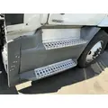 FREIGHTLINER Cascadia 113 Side Fairing thumbnail 1