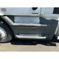 FREIGHTLINER Cascadia 113 Side Fairing thumbnail 1