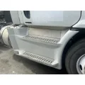 FREIGHTLINER Cascadia 113 Side Fairing thumbnail 1