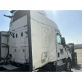 FREIGHTLINER Cascadia 116 CabSleeper Fairing thumbnail 1