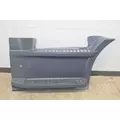 FREIGHTLINER Cascadia 116 Side Fairing thumbnail 1
