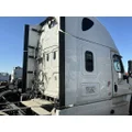 FREIGHTLINER Cascadia 125 CabSleeper Fairing thumbnail 1