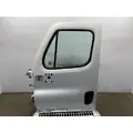 FREIGHTLINER Cascadia 125 Door Assembly, Front thumbnail 2