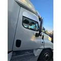 FREIGHTLINER Cascadia 125 Door Assembly, Front thumbnail 1