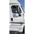 FREIGHTLINER Cascadia 125 Door Assembly, Front thumbnail 1