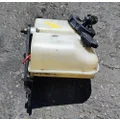 FREIGHTLINER Cascadia 125 Power Steering Fluid Reservoir thumbnail 4