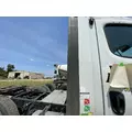 FREIGHTLINER Cascadia 125 Side Fairing thumbnail 3